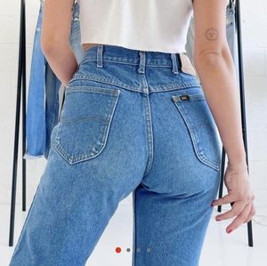 Perfect Vintage Lee Light Wash Straight Jeans | 28 Waist